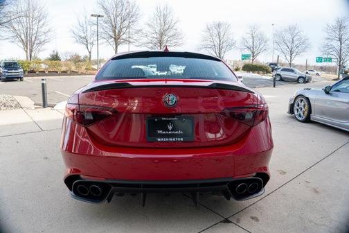 2018 Alfa Romeo Giulia Quadrifoglio