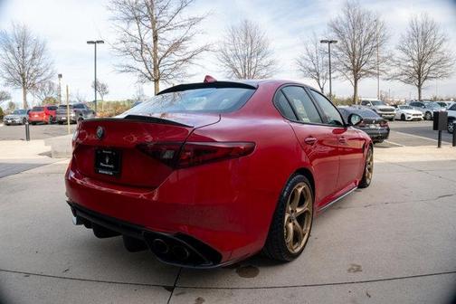 2018 Alfa Romeo Giulia Quadrifoglio