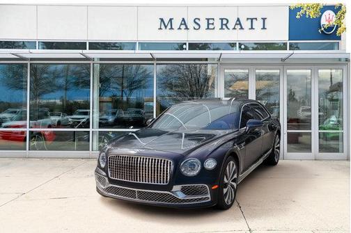 Dark Sapphire 2022 Bentley Flying Spur V8