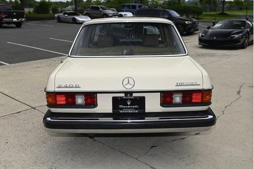 1983 Mercedes-Benz 240D