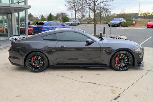 2022 Ford Shelby GT500 Base