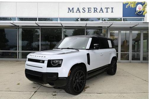 2023 Land Rover Defender 110 V8