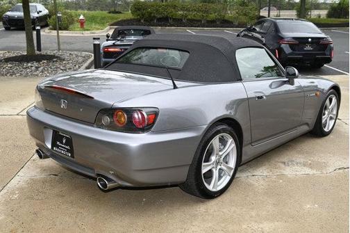 2008 Honda S2000 Base (M6)
