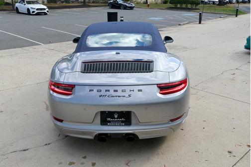2017 Porsche 911 Carrera S