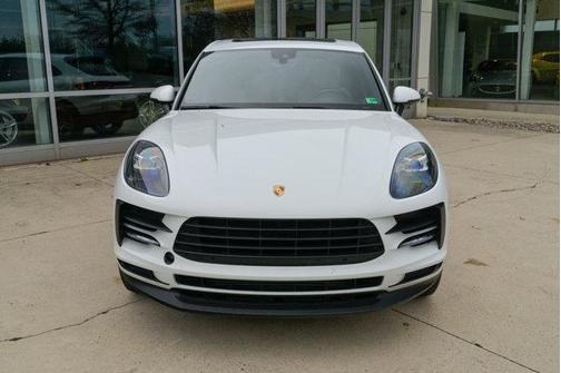 2020 Porsche Macan Base