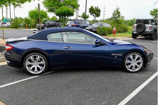 Blu Oceano Metallic 2012 Maserati GranTurismo Base