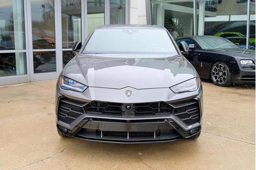2021 Lamborghini Urus 