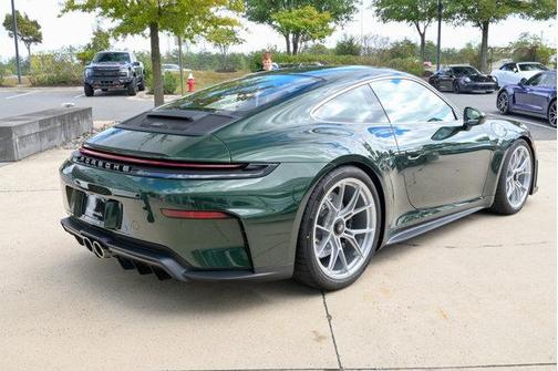 2026 Porsche 911 GT3 w/Touring Package
