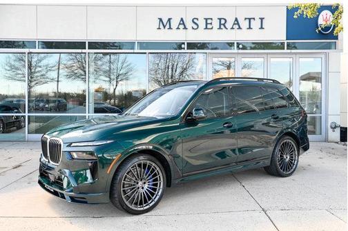 ALPINA Green Metallic 2024 BMW ALPINA XB7 Base