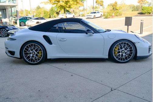 2015 Porsche 911 Turbo S
