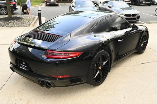 2017 Porsche 911 Carrera