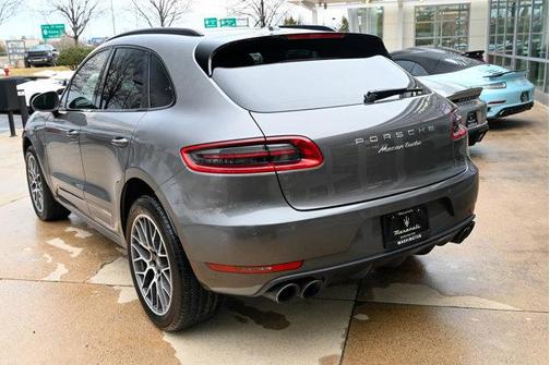 2018 Porsche Macan Turbo
