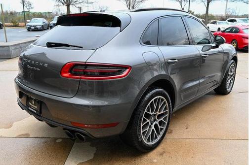 2018 Porsche Macan Turbo
