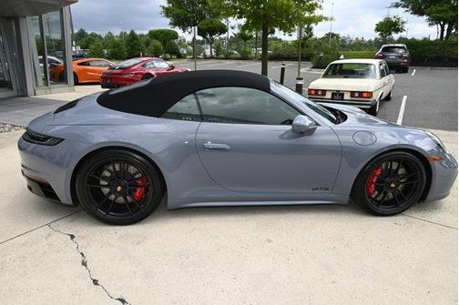2023 Porsche 911 Carrera GTS