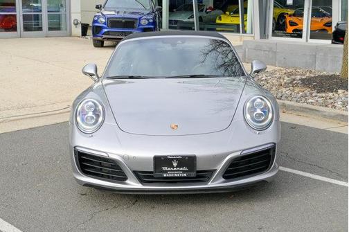 2017 Porsche 911 Carrera 4S