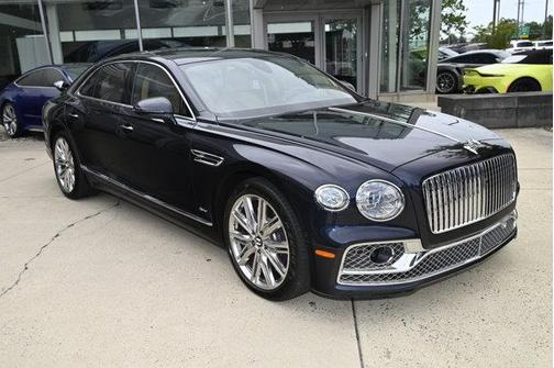 2022 Bentley Flying Spur Hybrid Base