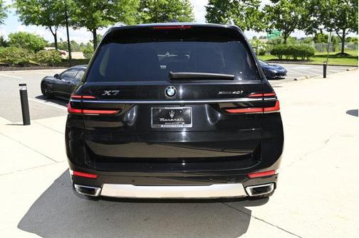 2023 BMW X7 xDrive40i