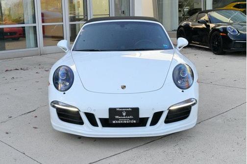 2015 Porsche 911 Carrera GTS