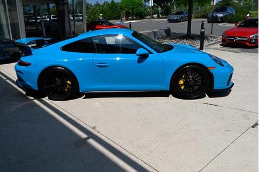 Blue 2018 Porsche 911 GT3