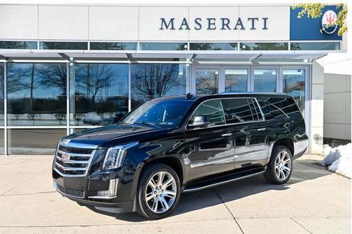 2017 Cadillac Escalade ESV Luxury