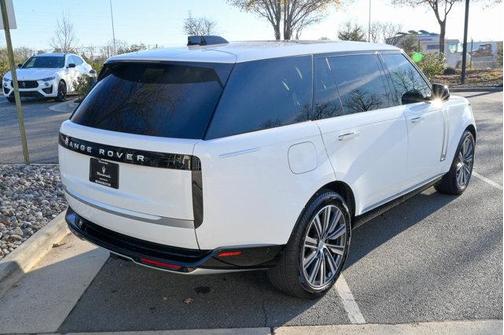 2025 Land Rover Range Rover AUTOBIOGRAPHY