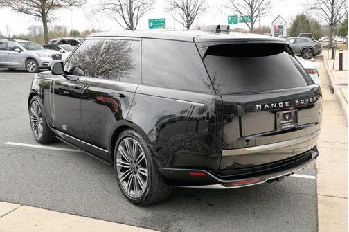 2023 Land Rover Range Rover P530 SE