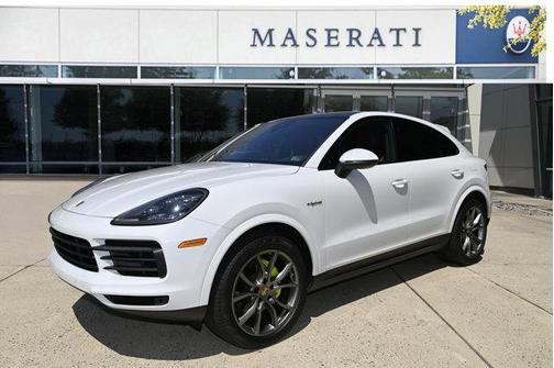2023 Porsche Cayenne E-Hybrid Coupe Platinum Edition