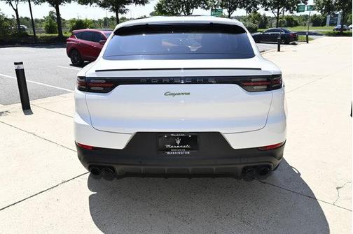 2023 Porsche Cayenne E-Hybrid Coupe Platinum Edition