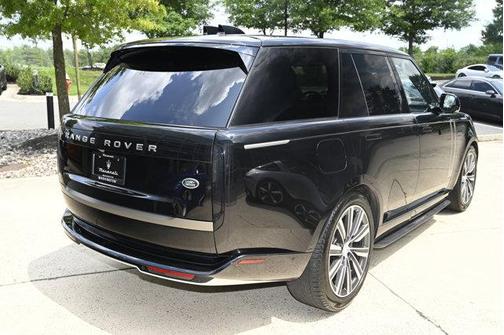 2023 Land Rover Range Rover P400 SE