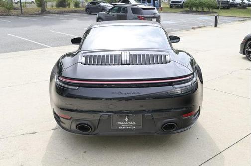 2024 Porsche 911 Targa