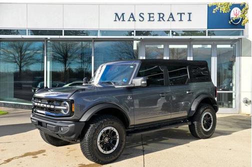 2024 Ford Bronco Outer Banks