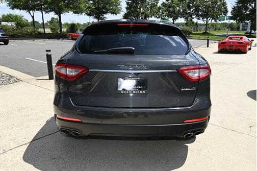 2017 Maserati Levante Base