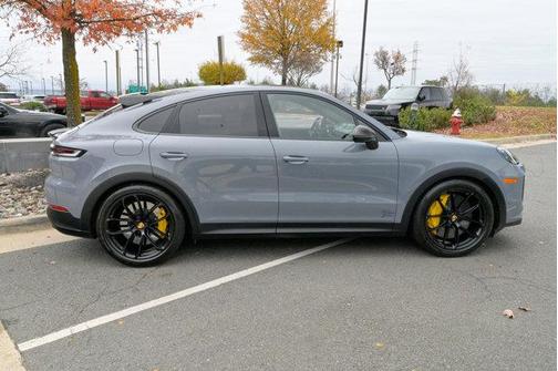 2024 Porsche Cayenne Turbo GT