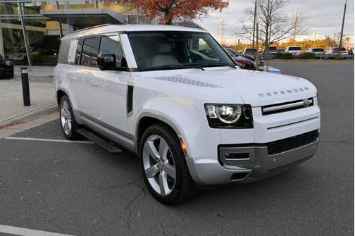 2023 Land Rover Defender First Edition