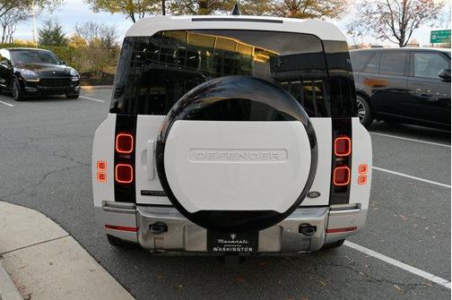 2023 Land Rover Defender First Edition