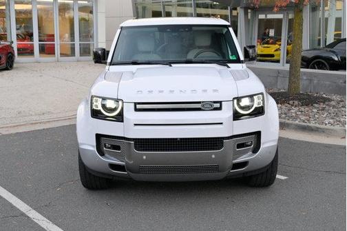 2023 Land Rover Defender First Edition