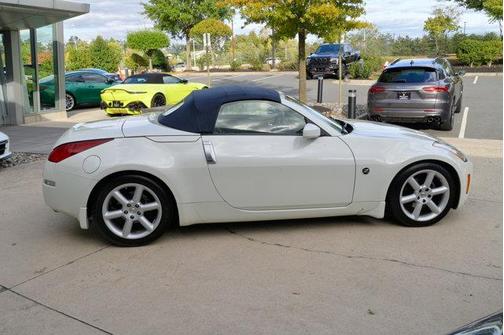 2005 Nissan 350Z Touring