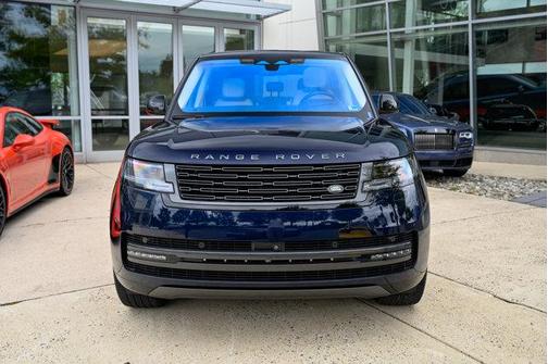 Portofino Blue 2023 Land Rover Range Rover P400 SE