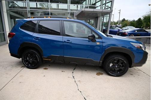 Geyser Blue 2025 Subaru Forester Wilderness