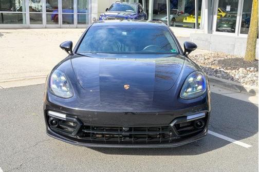 2019 Porsche Panamera GTS