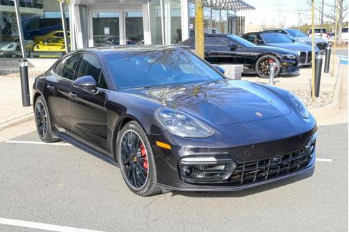 2019 Porsche Panamera GTS