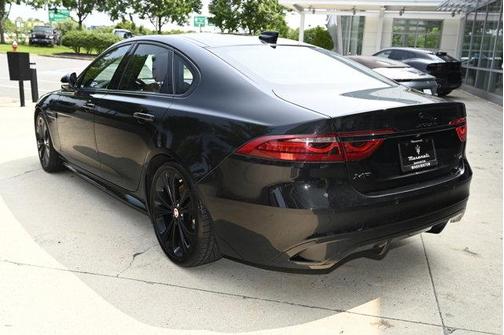 2022 Jaguar XF P300 R-Dynamic SE