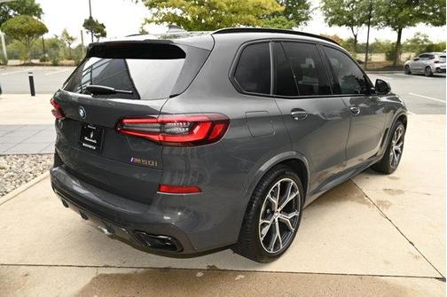 2022 BMW X5 M50i