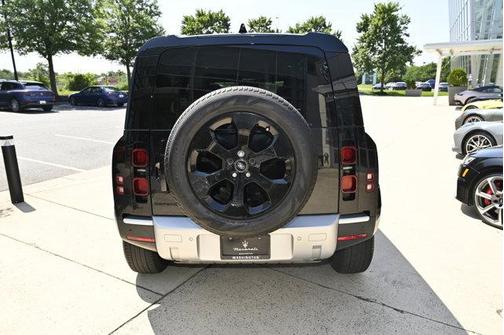 2024 Land Rover Defender P400 S