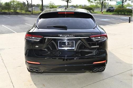 2021 Maserati Levante Base