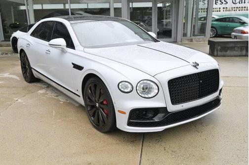 2022 Bentley Flying Spur V8