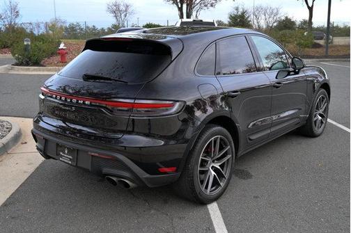 2022 Porsche Macan S