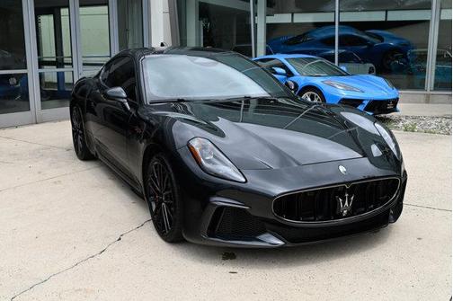 Nero Ribelle Metallic 2024 Maserati GranTurismo Trofeo