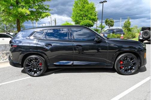 Black Sapphire Metallic 2023 BMW XM Base