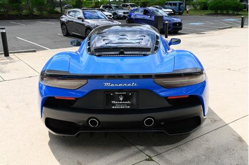 Blu Infinito 2022 Maserati MC20 Base